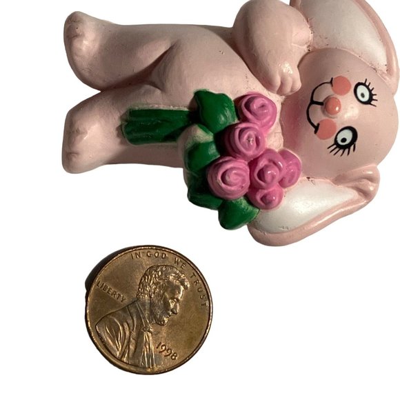 Easter Unlimited Pink Rabbit Bunny Rose Flowers Pin vintage - Picture 4 of 7